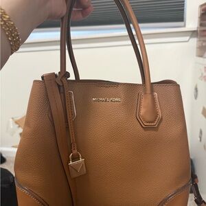 Michael Kross body bag